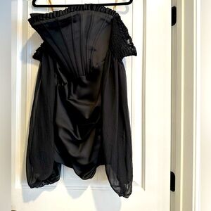 Worm once. Good condition.